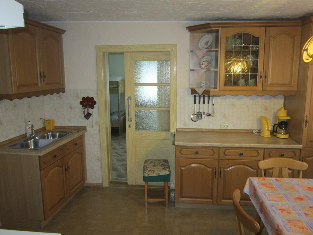 Haus Am Bach Arnsfeld Apartment Ruang foto