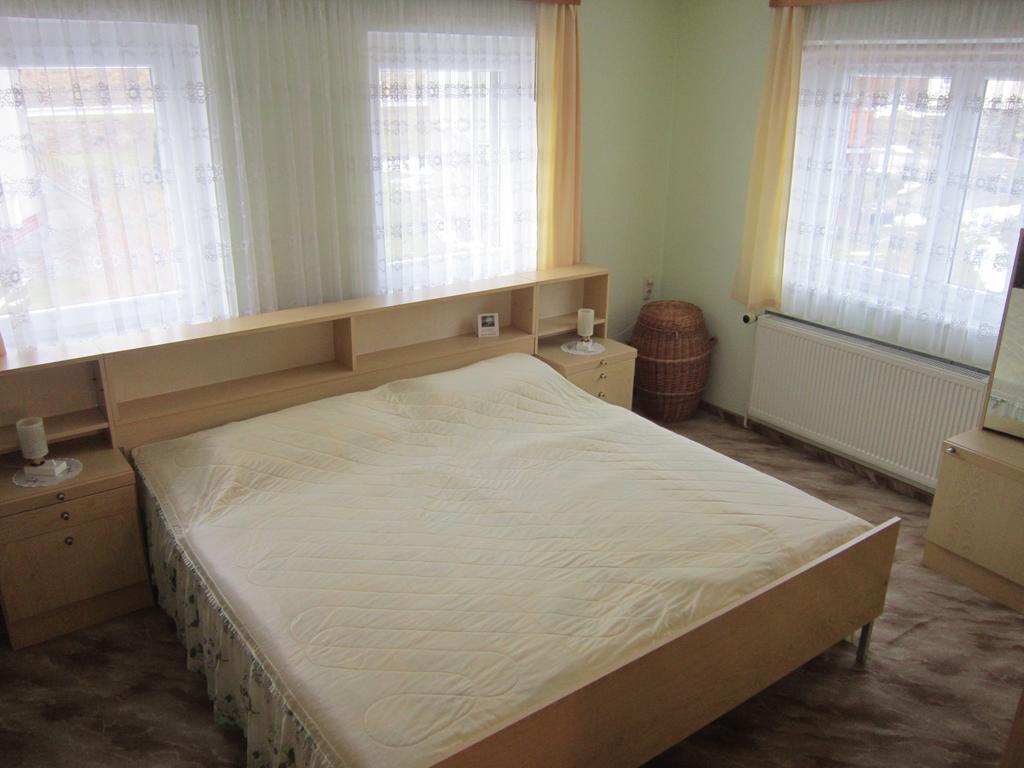 Haus Am Bach Arnsfeld Apartment Ruang foto